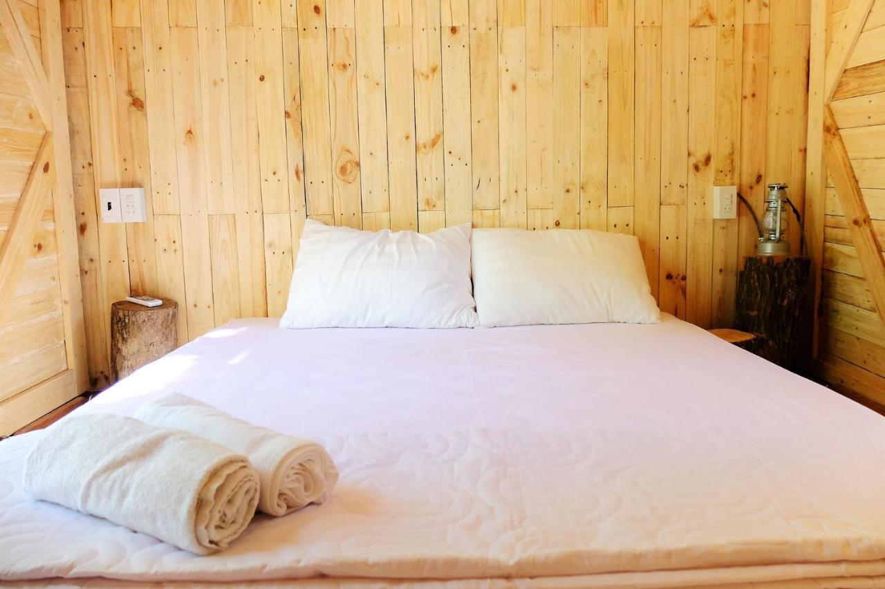 Villa Dao Hoa Vang Cam Ranh - Venuestay Bagian luar foto