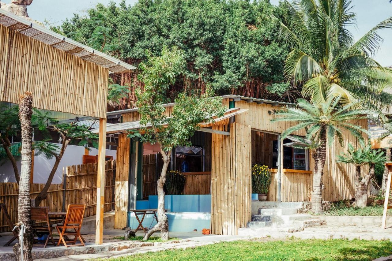 Villa Dao Hoa Vang Cam Ranh - Venuestay Bagian luar foto