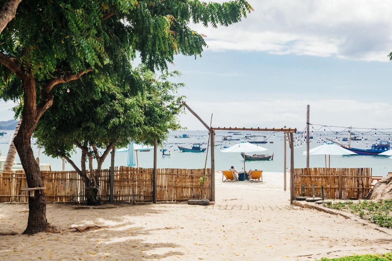 Villa Dao Hoa Vang Cam Ranh - Venuestay Bagian luar foto